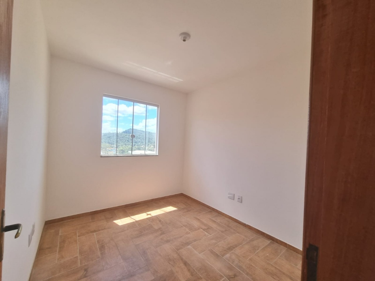 Apartamento à venda com 2 quartos, 70m² - Foto 10