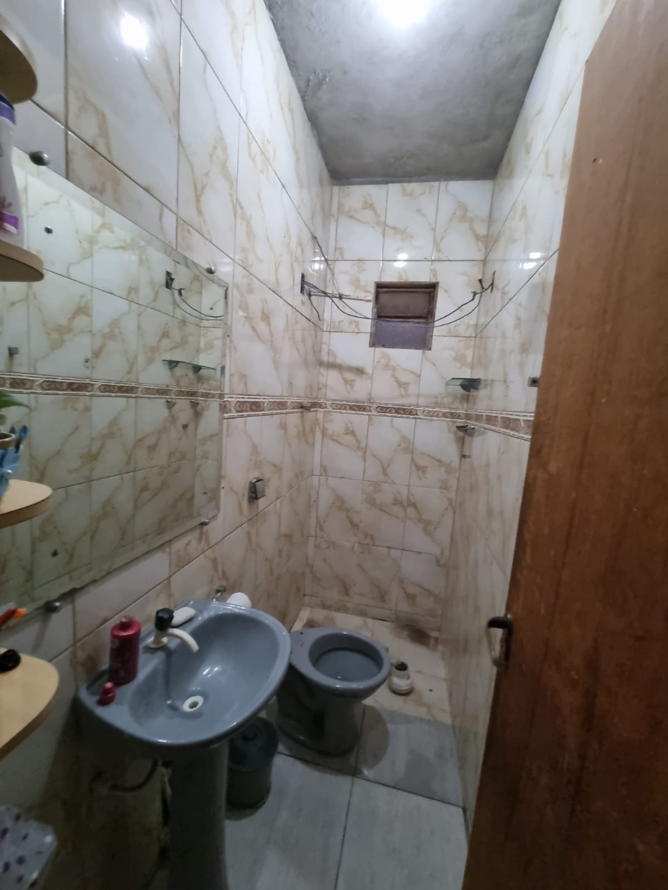 Casa à venda com 4 quartos, 200m² - Foto 14