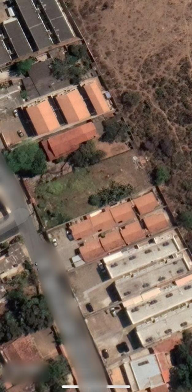 Terreno à venda, 1000m² - Foto 1