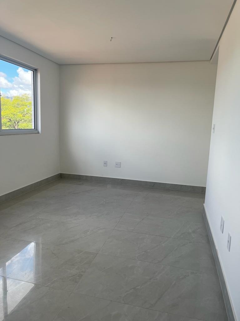 Apartamento à venda com 3 quartos, 82m² - Foto 11