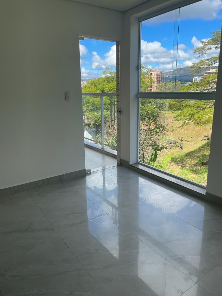 Apartamento à venda com 3 quartos, 82m² - Foto 8