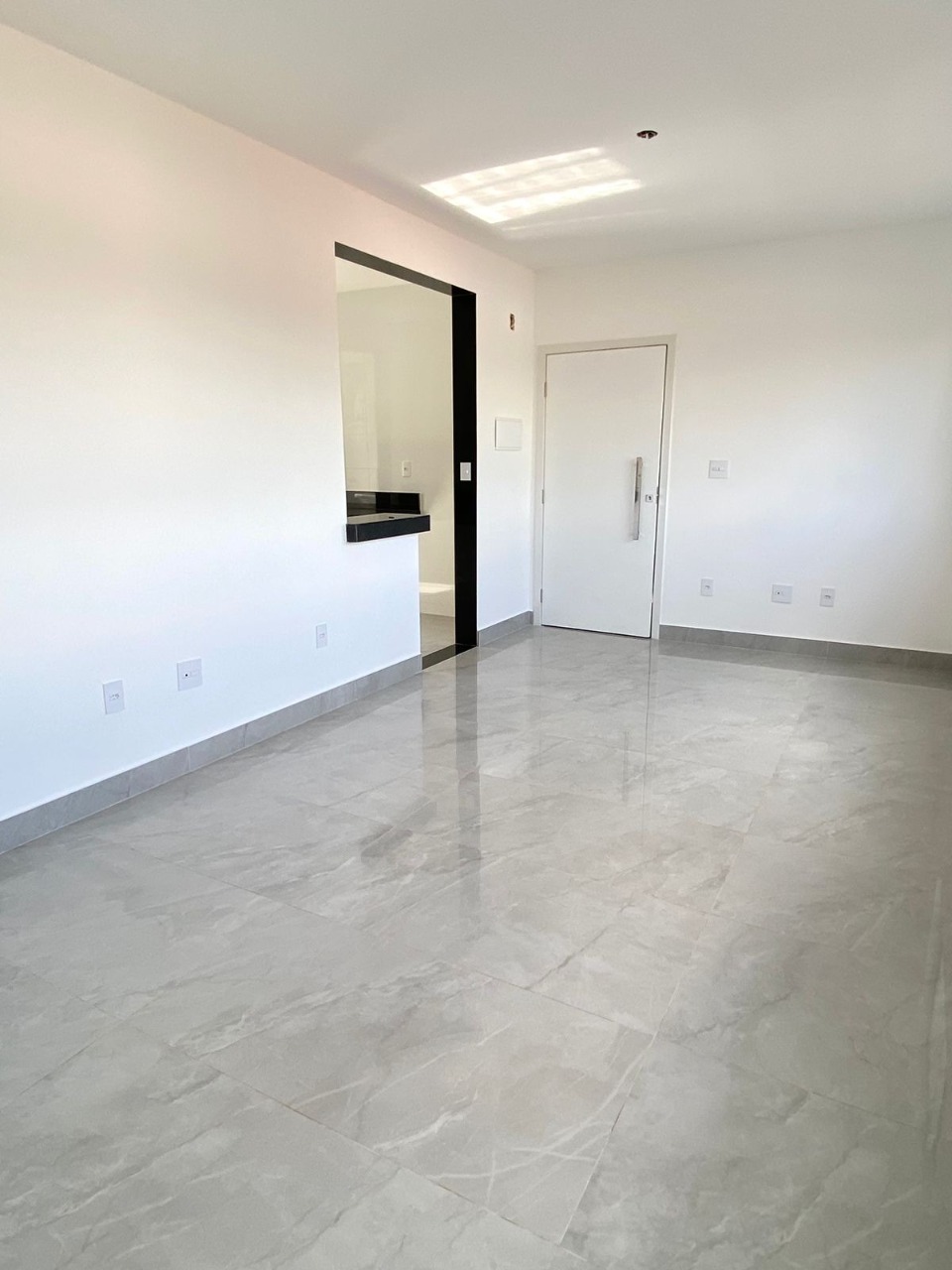 Apartamento à venda com 3 quartos, 82m² - Foto 3