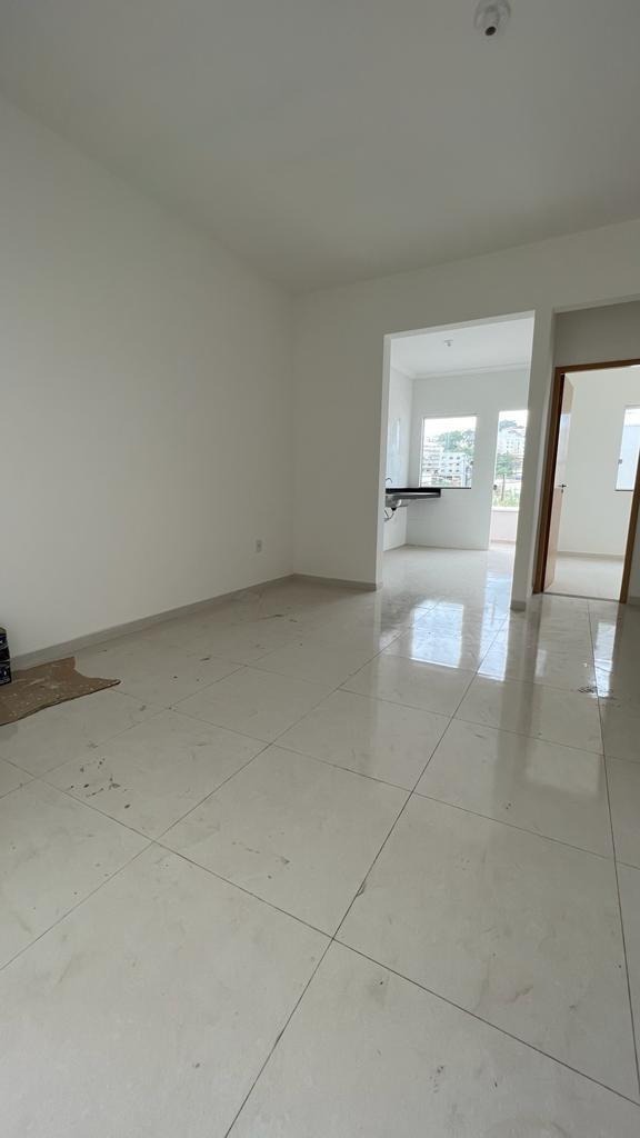 Casa à venda com 3 quartos, 131m² - Foto 4