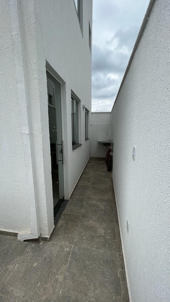 Casa à venda com 3 quartos, 96m² - Foto 20