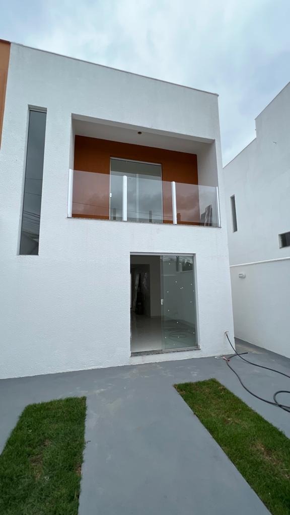 Casa à venda com 3 quartos, 109m² - Foto 3