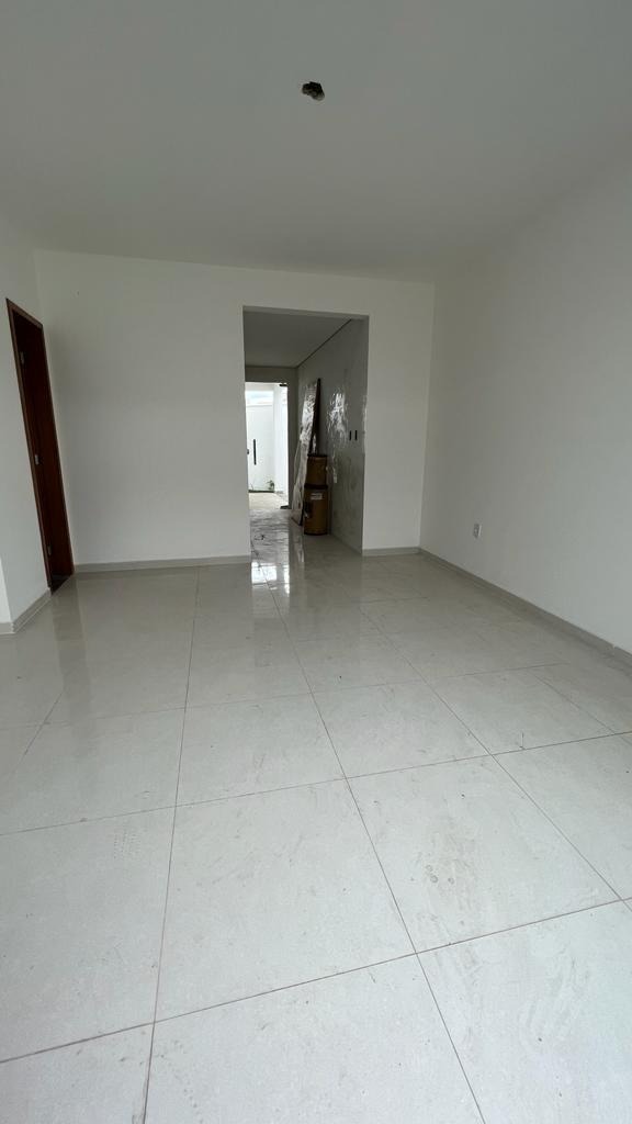 Casa à venda com 3 quartos, 109m² - Foto 11