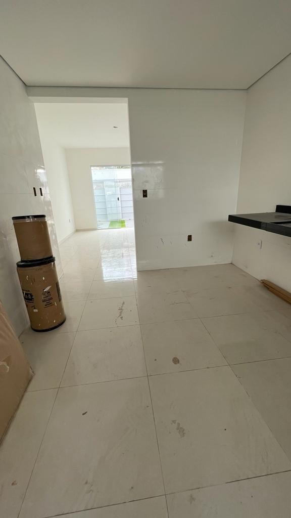 Casa à venda com 3 quartos, 109m² - Foto 6