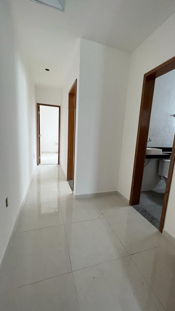 Casa à venda com 3 quartos, 109m² - Foto 10