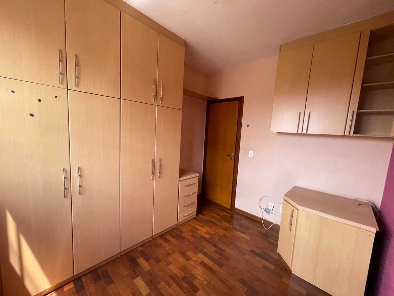 Apartamento à venda com 3 quartos, 70m² - Foto 4