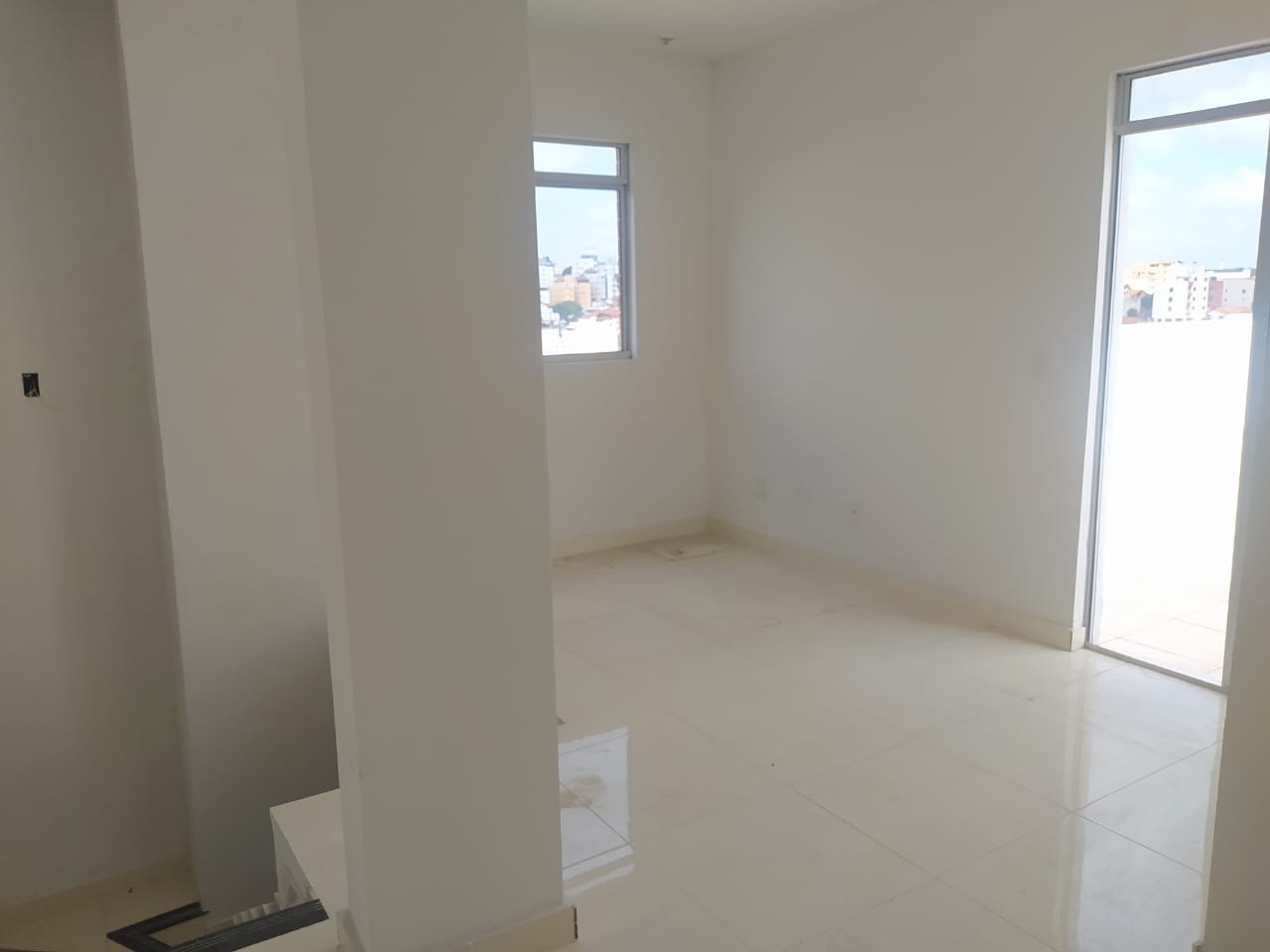 Cobertura à venda com 3 quartos, 200m² - Foto 9