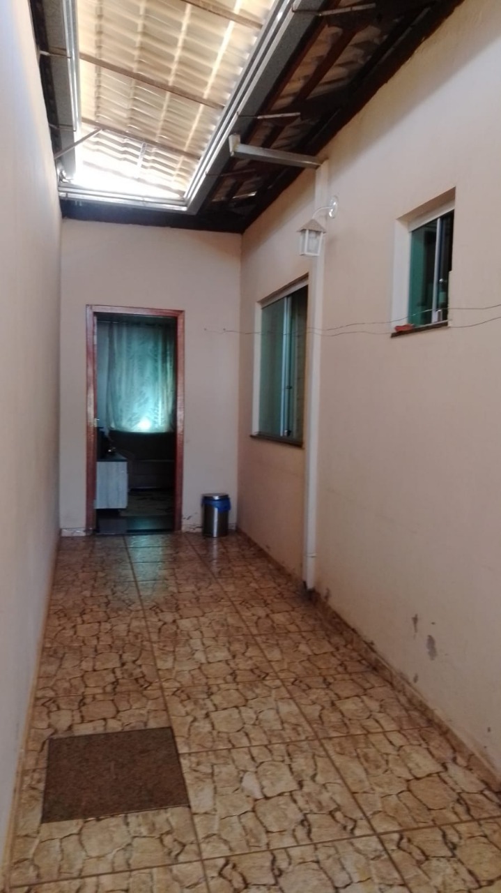 Casa à venda com 2 quartos, 90m² - Foto 6