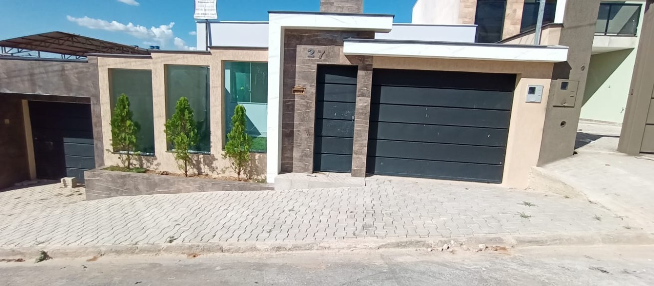 Casa à venda com 3 quartos, 90m² - Foto 12