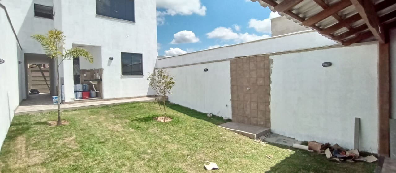 Casa à venda com 3 quartos, 130m² - Foto 5