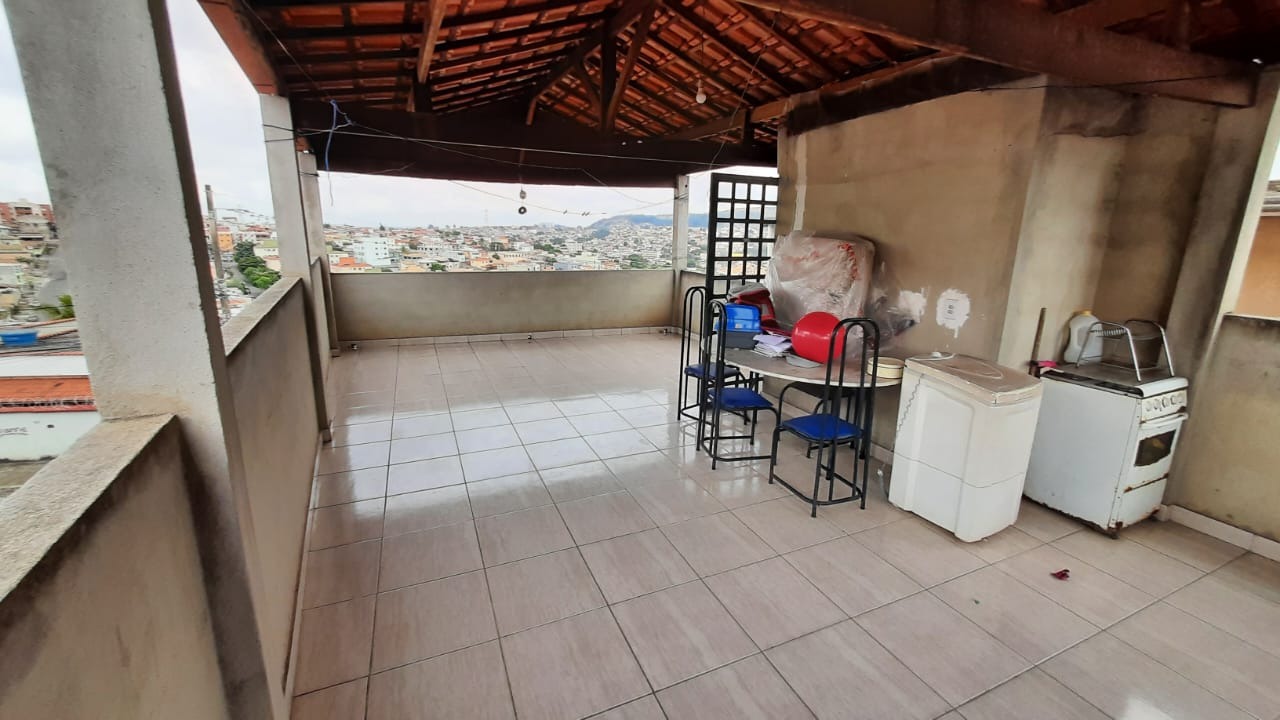 Casa à venda com 2 quartos, 180m² - Foto 6