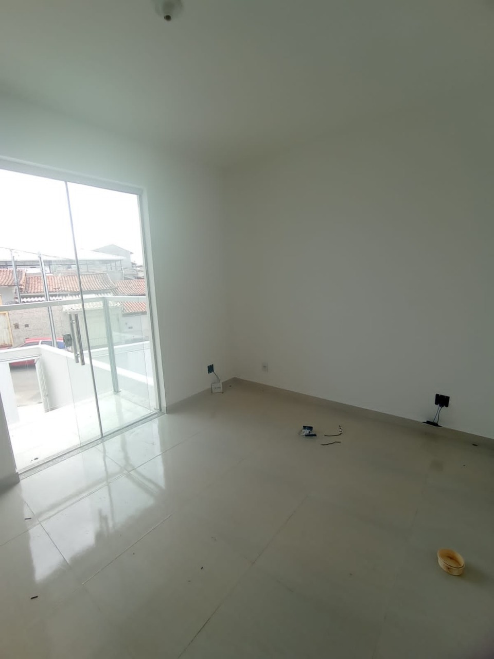 Casa à venda com 3 quartos, 80m² - Foto 3