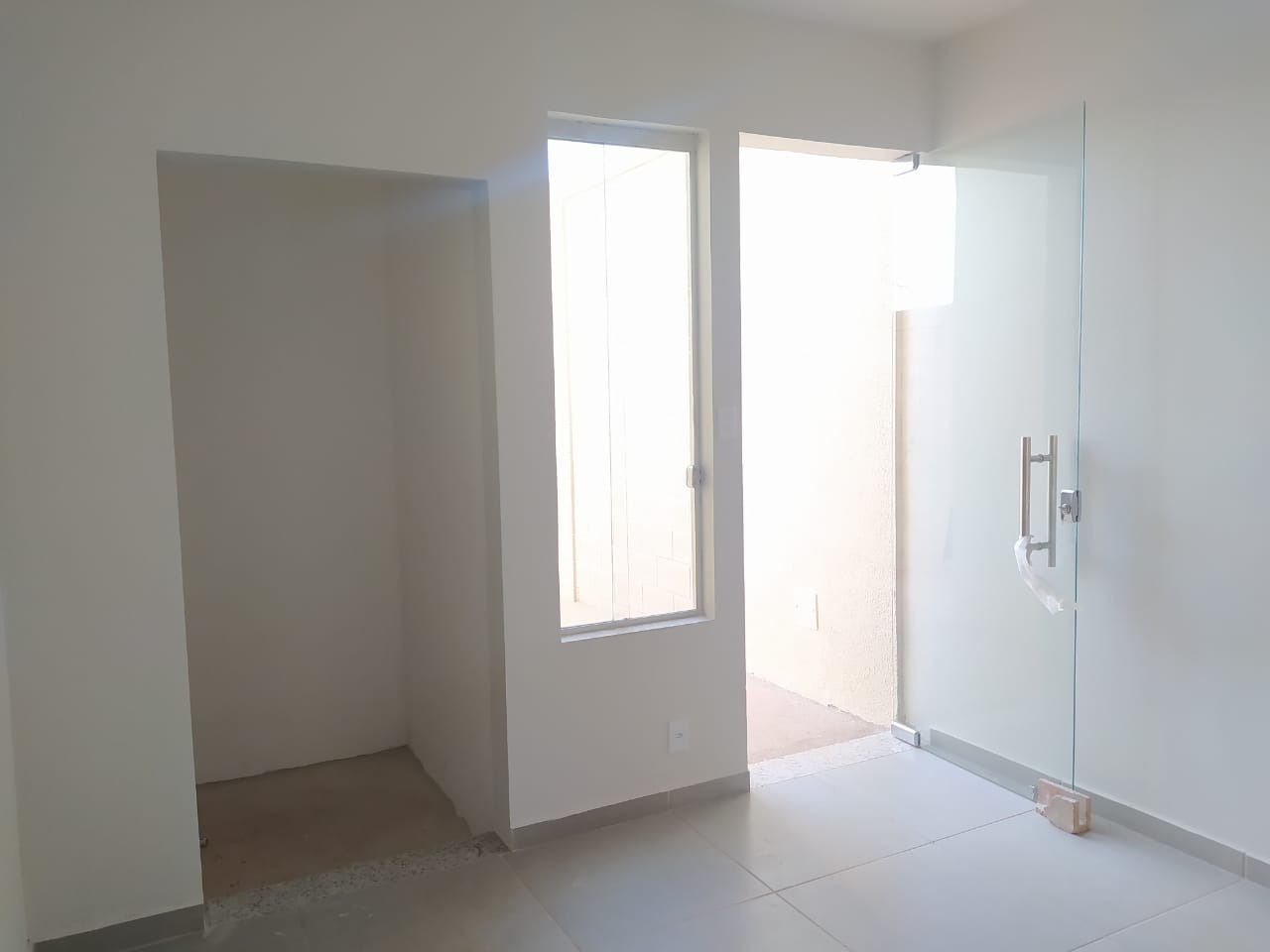 Casa à venda com 2 quartos, 60m² - Foto 5