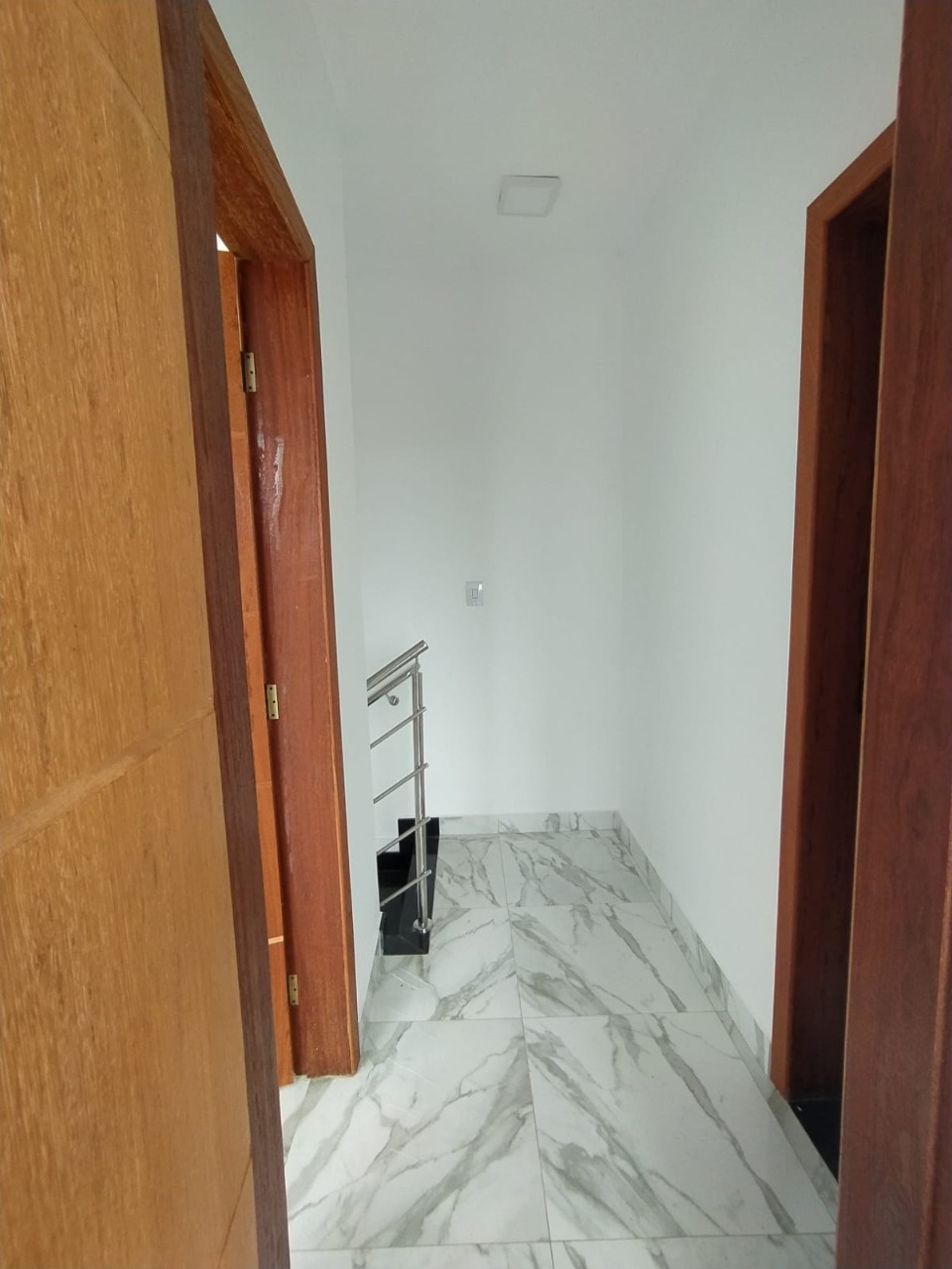 Casa à venda com 3 quartos, 77m² - Foto 10