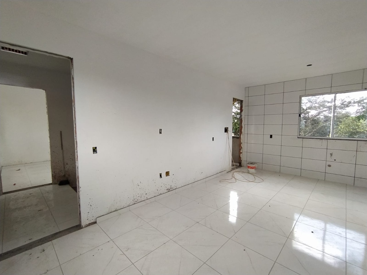 Apartamento à venda com 3 quartos, 65m² - Foto 2