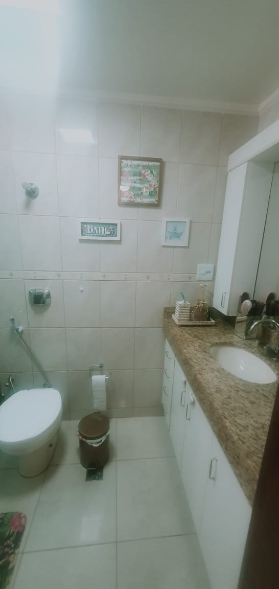 Apartamento à venda com 4 quartos, 137m² - Foto 3