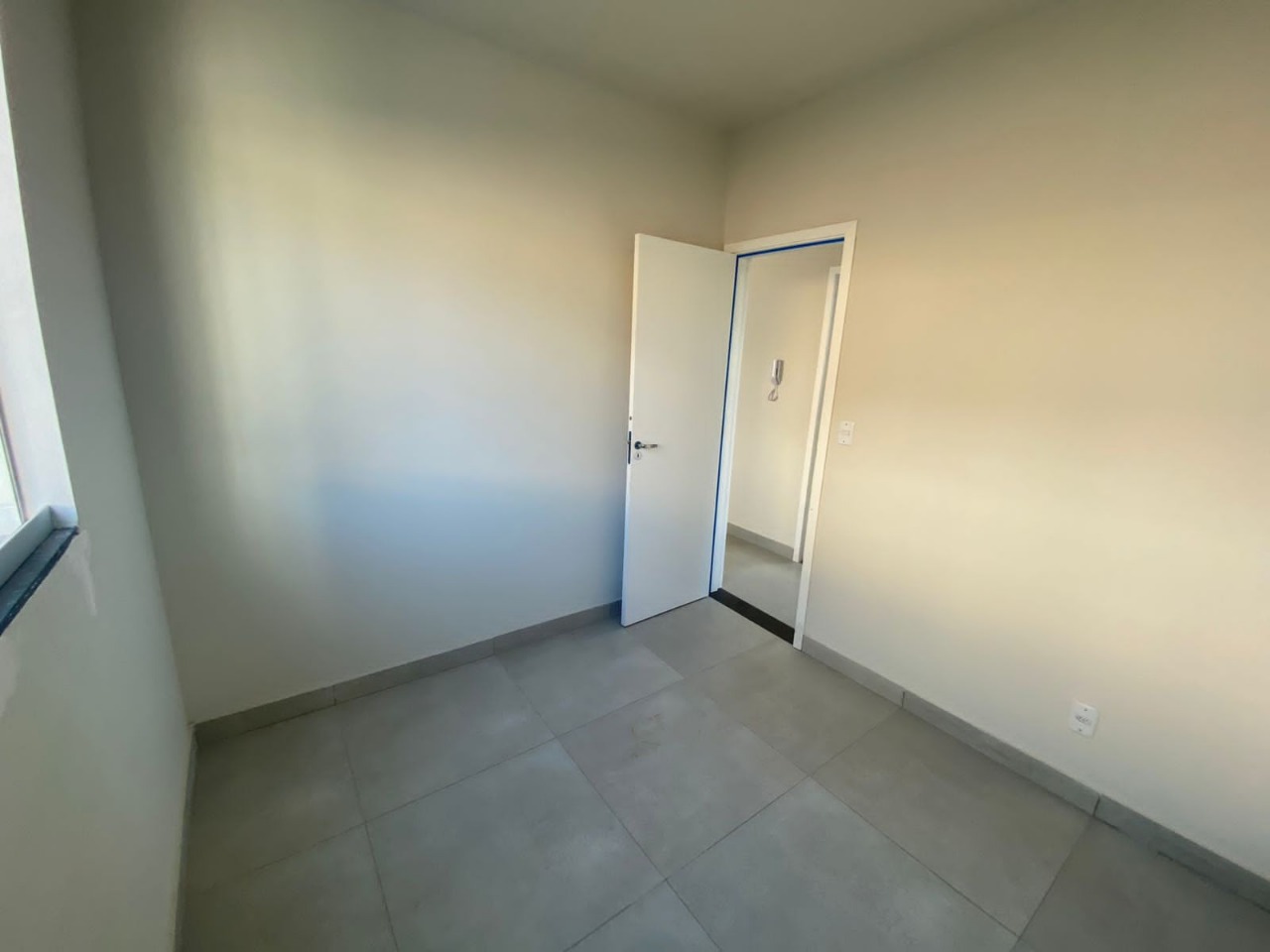 Apartamento à venda com 2 quartos, 56m² - Foto 7