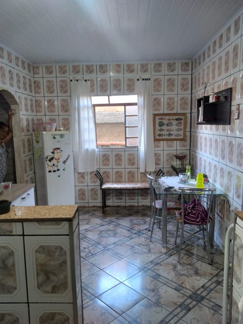 Casa à venda com 3 quartos, 80m² - Foto 10