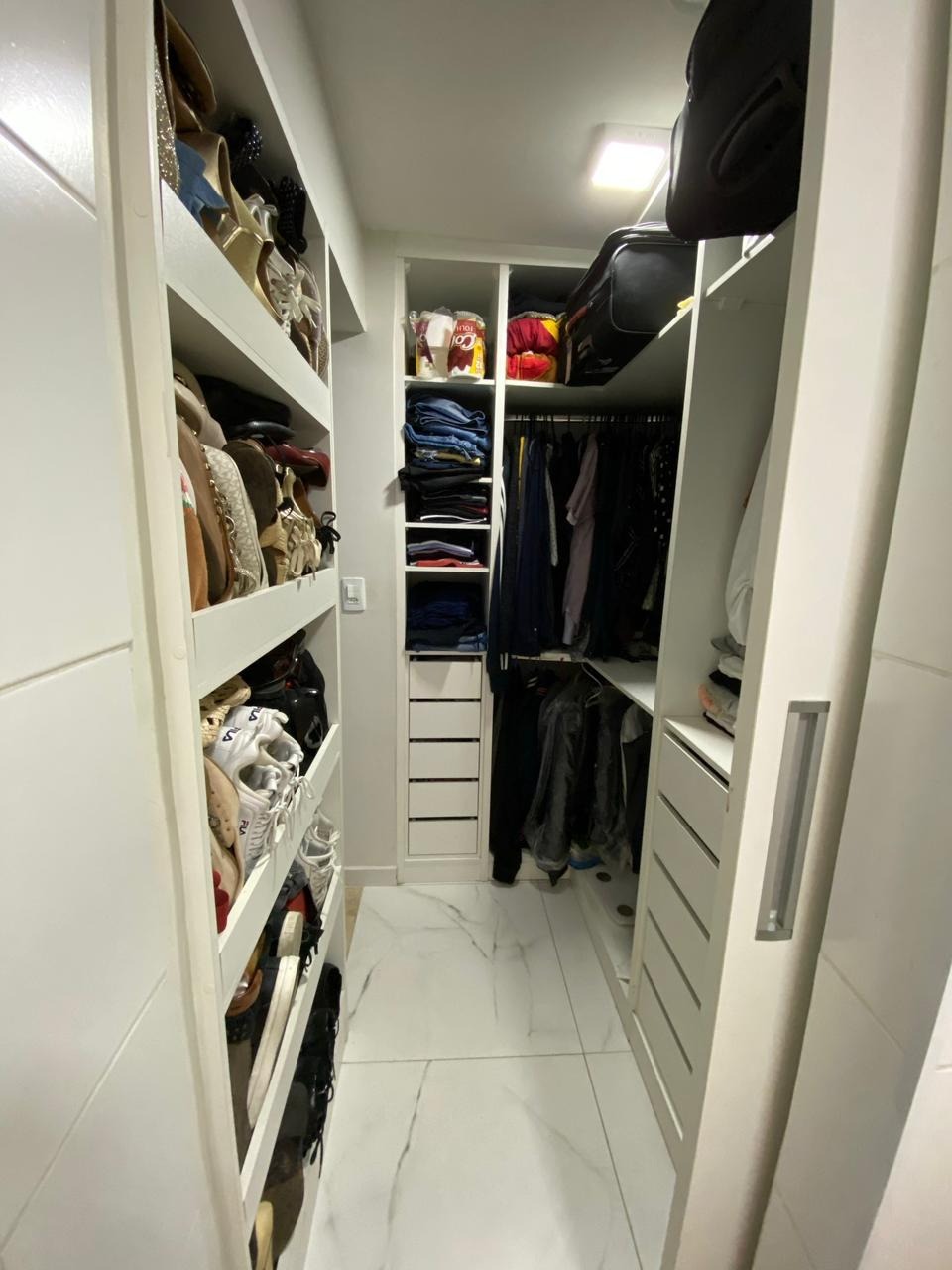 Apartamento à venda com 3 quartos, 84m² - Foto 10