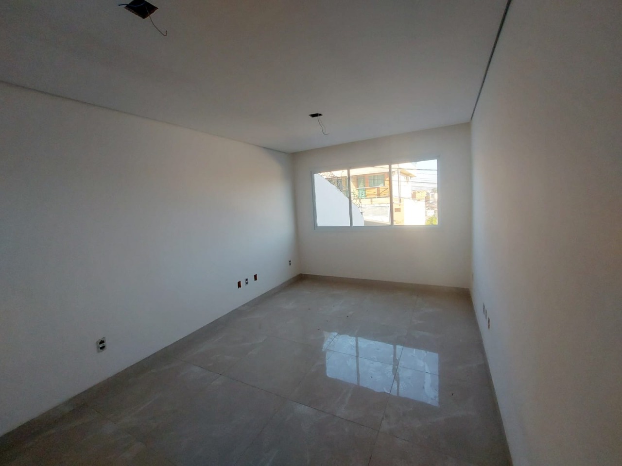 Casa à venda com 2 quartos, 70m² - Foto 14