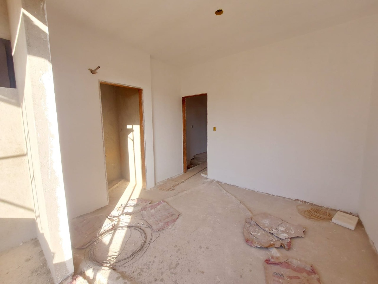 Casa à venda com 3 quartos, 110m² - Foto 3