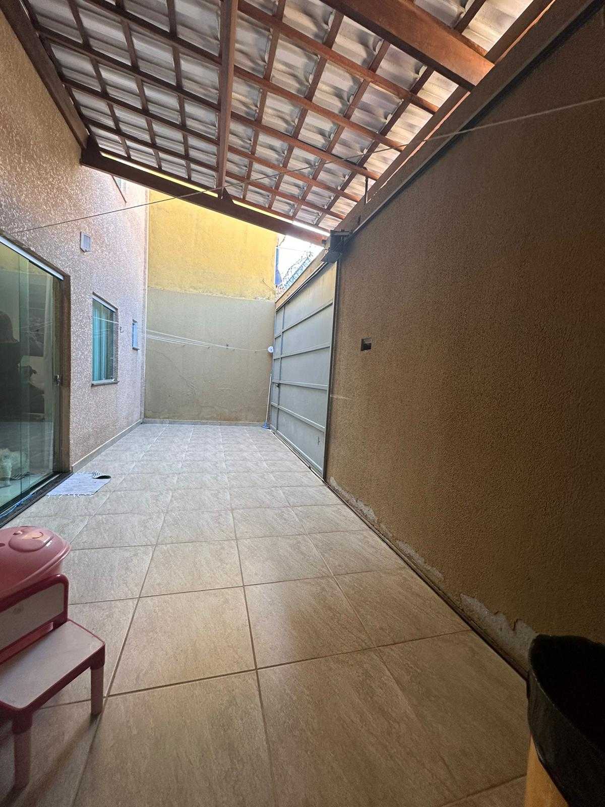 Casa à venda com 2 quartos, 160m² - Foto 14