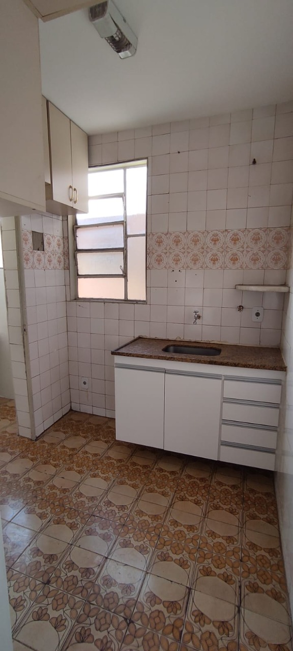 Apartamento à venda com 3 quartos, 87m² - Foto 11