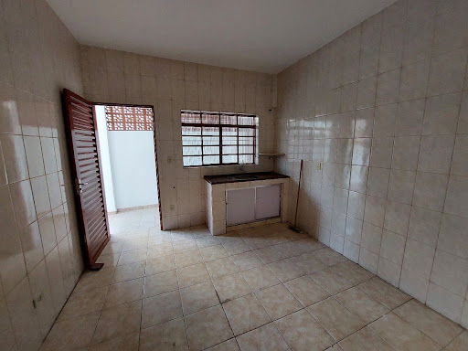 Casa à venda com 3 quartos, 200m² - Foto 9