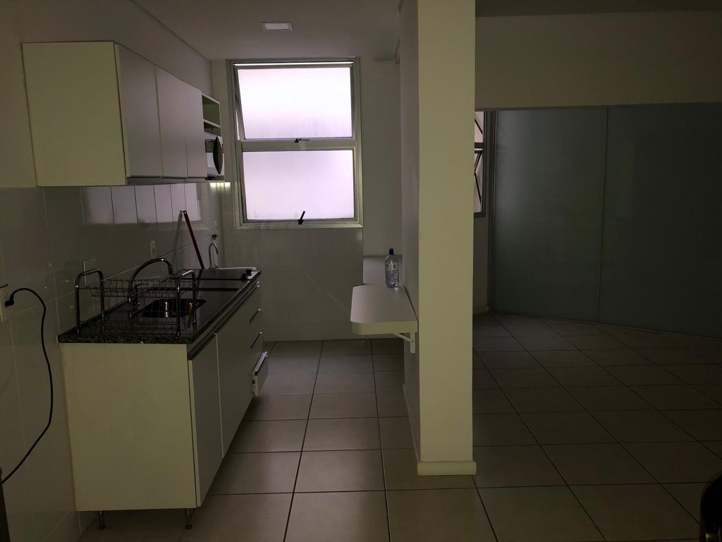 Apartamento para alugar com 1 quarto, 50m² - Foto 2