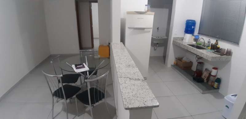 Apartamento à venda com 2 quartos, 67m² - Foto 2