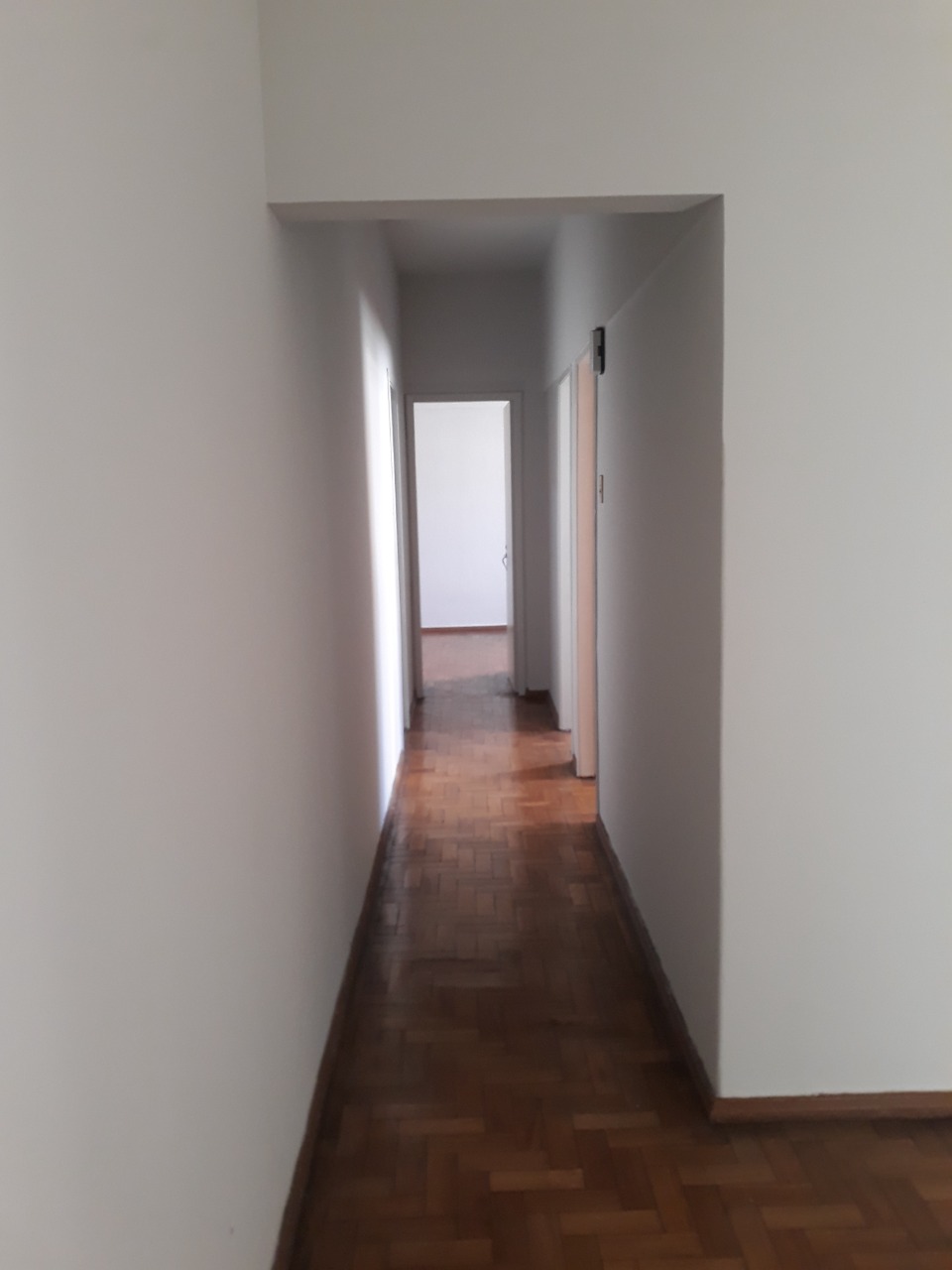 Apartamento à venda com 3 quartos, 100m² - Foto 4