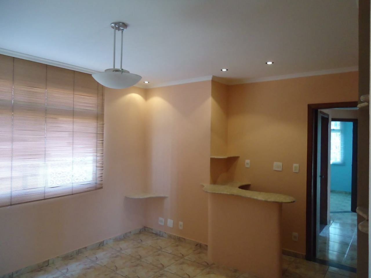 Apartamento à venda com 3 quartos, 95m² - Foto 2