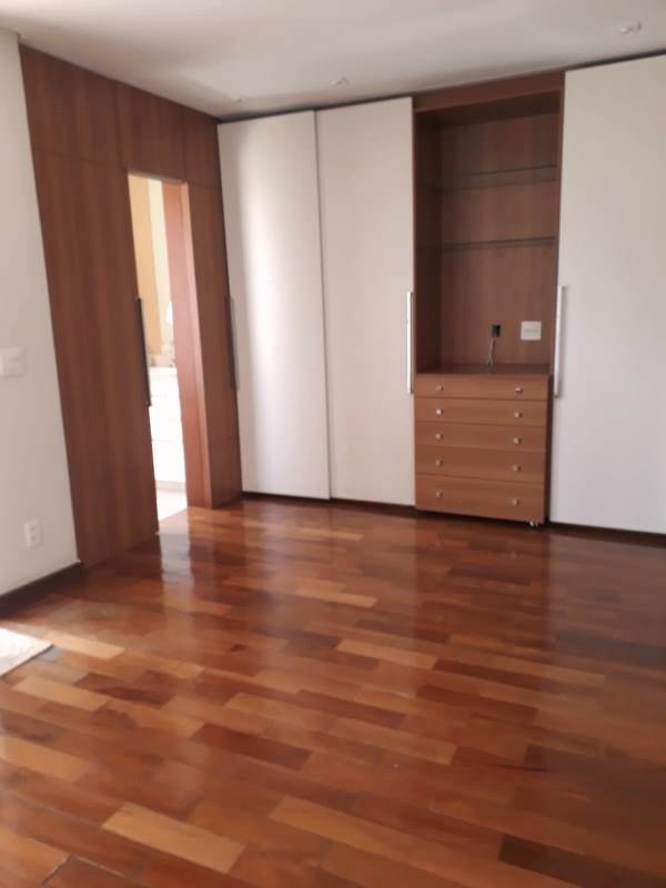 Casa à venda com 4 quartos, 240m² - Foto 16