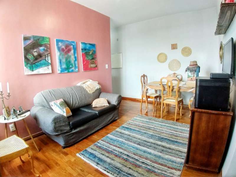 Apartamento à venda com 2 quartos, 60m² - Foto 1