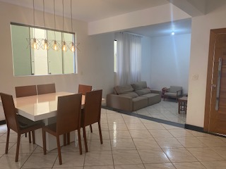 Casa à venda com 4 quartos, 250m² - Foto 12