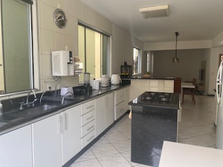 Casa à venda com 4 quartos, 250m² - Foto 7