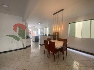 Casa à venda com 4 quartos, 250m² - Foto 13