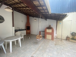 Casa à venda com 4 quartos, 250m² - Foto 5