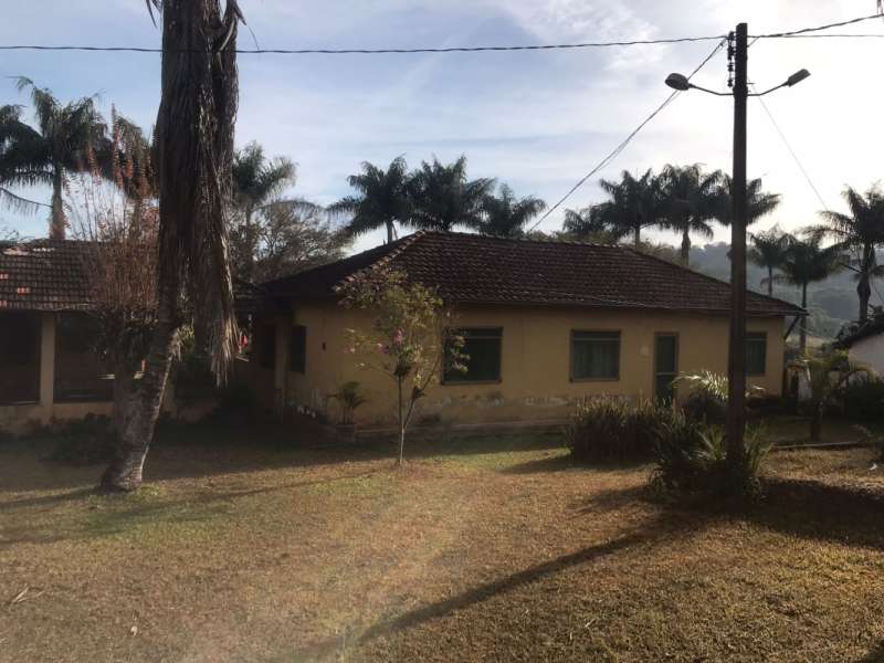 Chácara à venda com 1 quarto, 176500m² - Foto 2