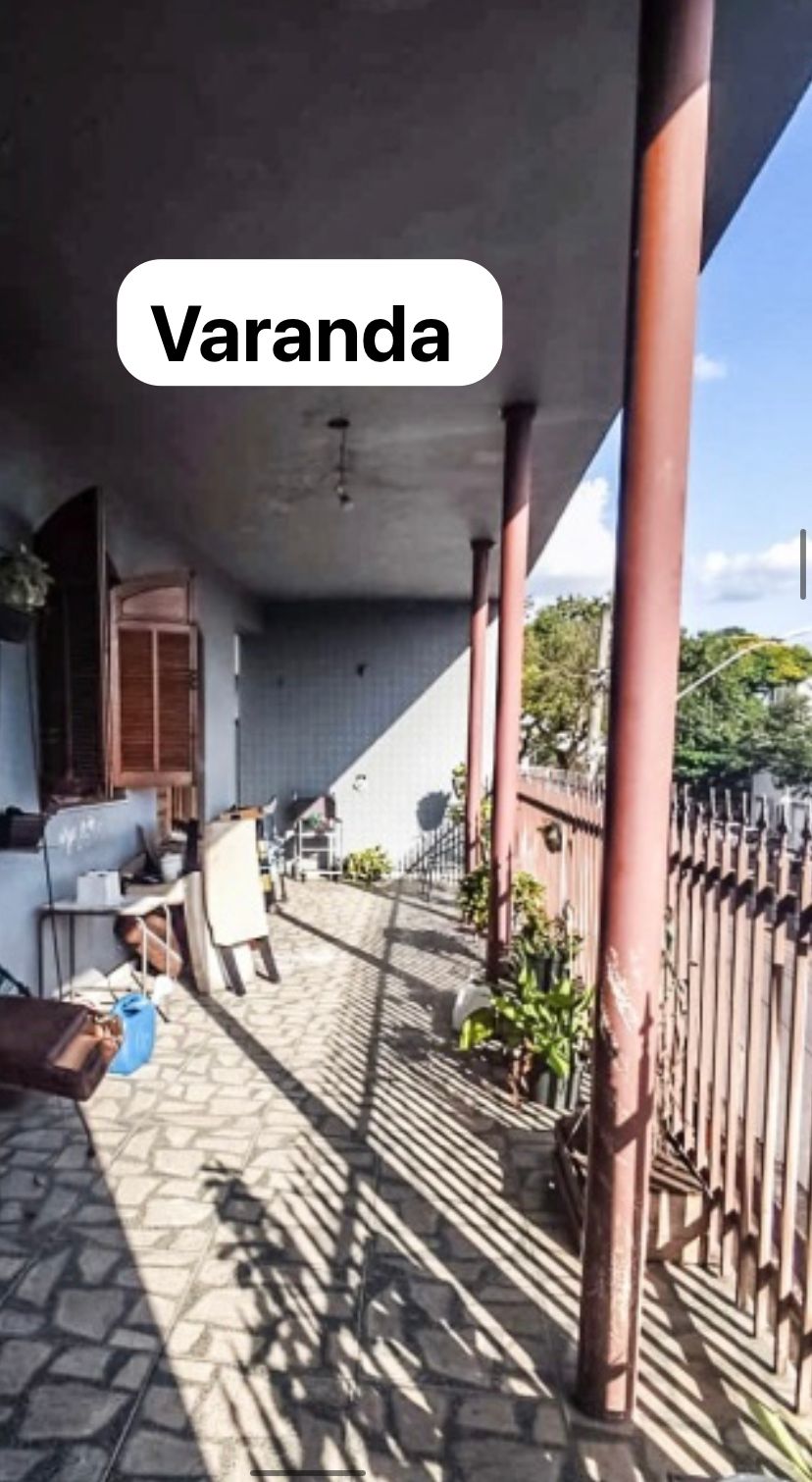 Casa à venda com 3 quartos, 250m² - Foto 2