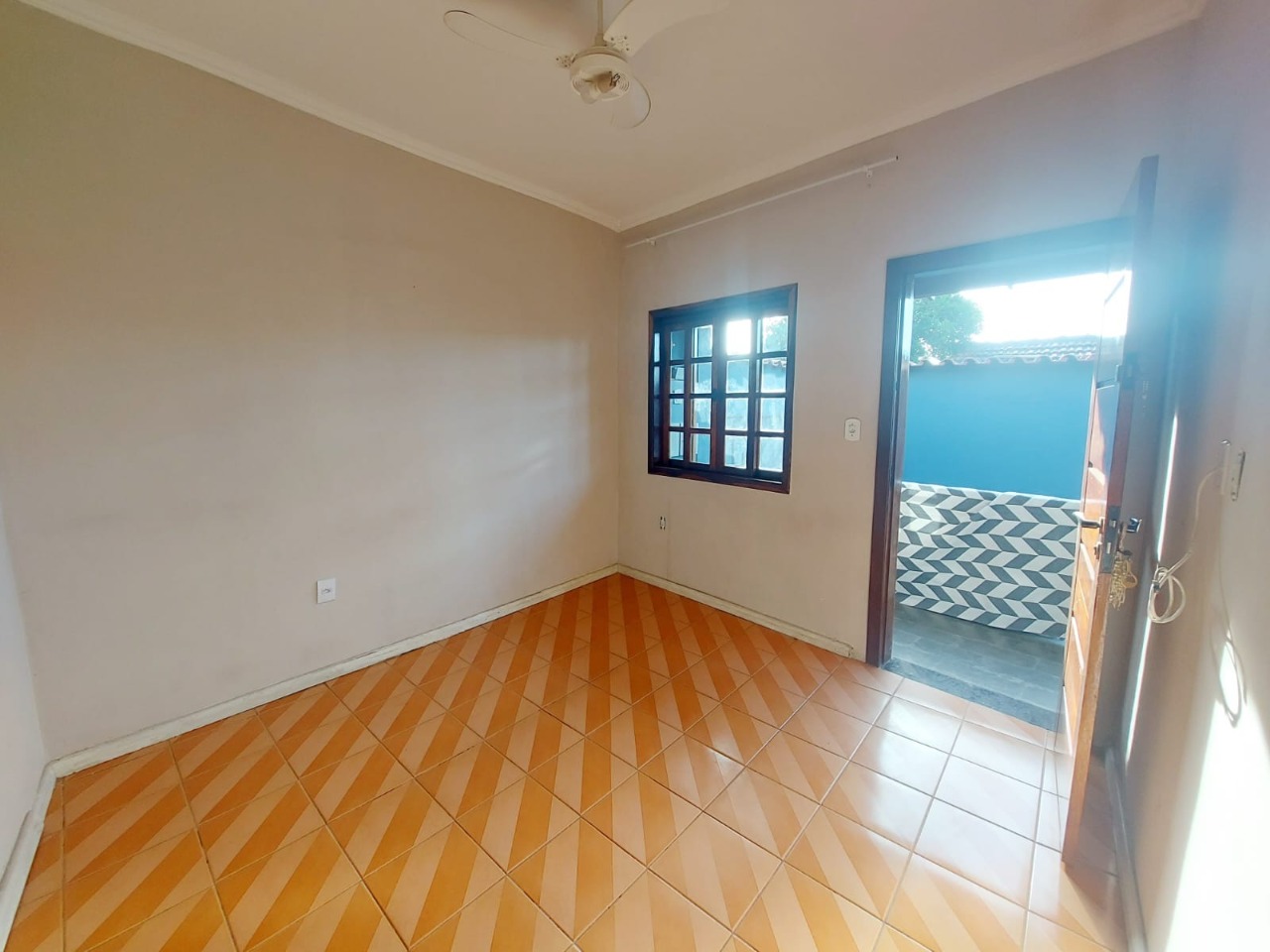 Casa à venda com 3 quartos, 217m² - Foto 4