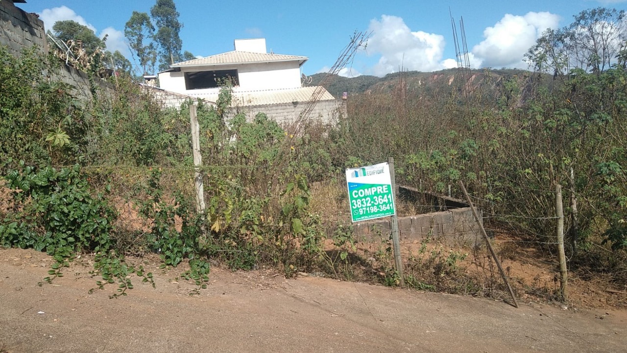 Terreno à venda, 300m² - Foto 1