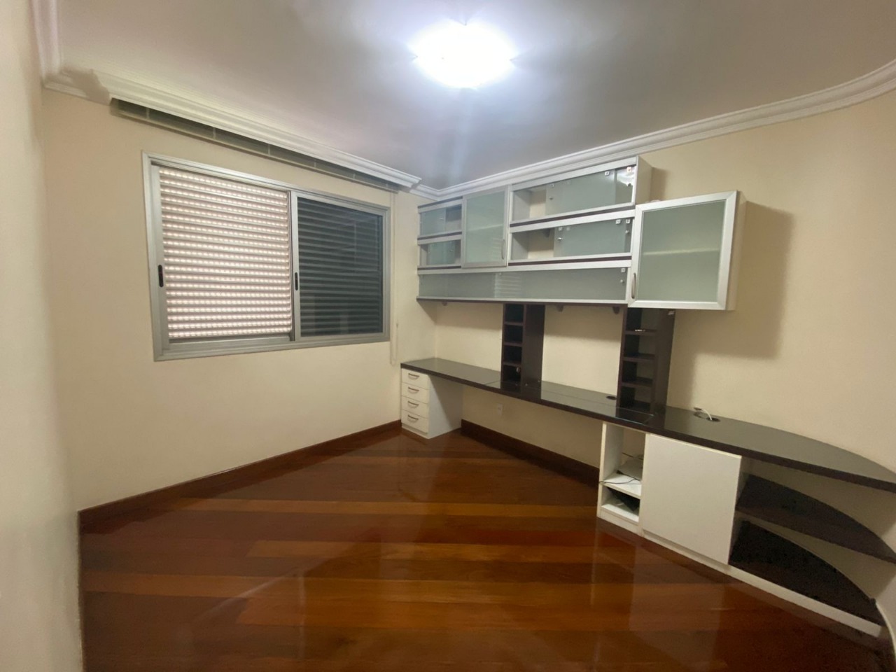 Apartamento à venda com 4 quartos, 297m² - Foto 6