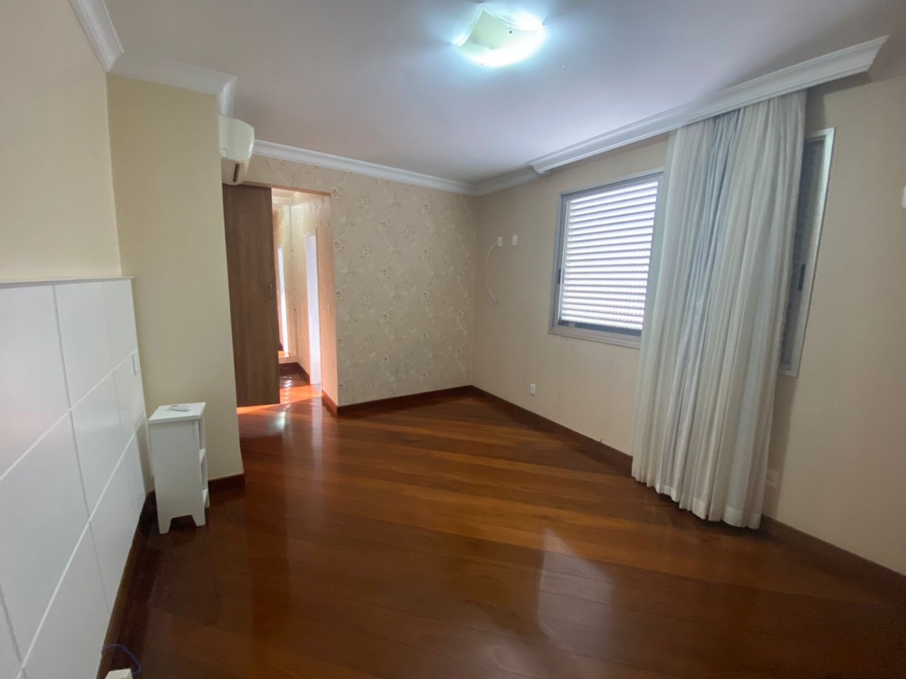 Apartamento à venda com 4 quartos, 297m² - Foto 12