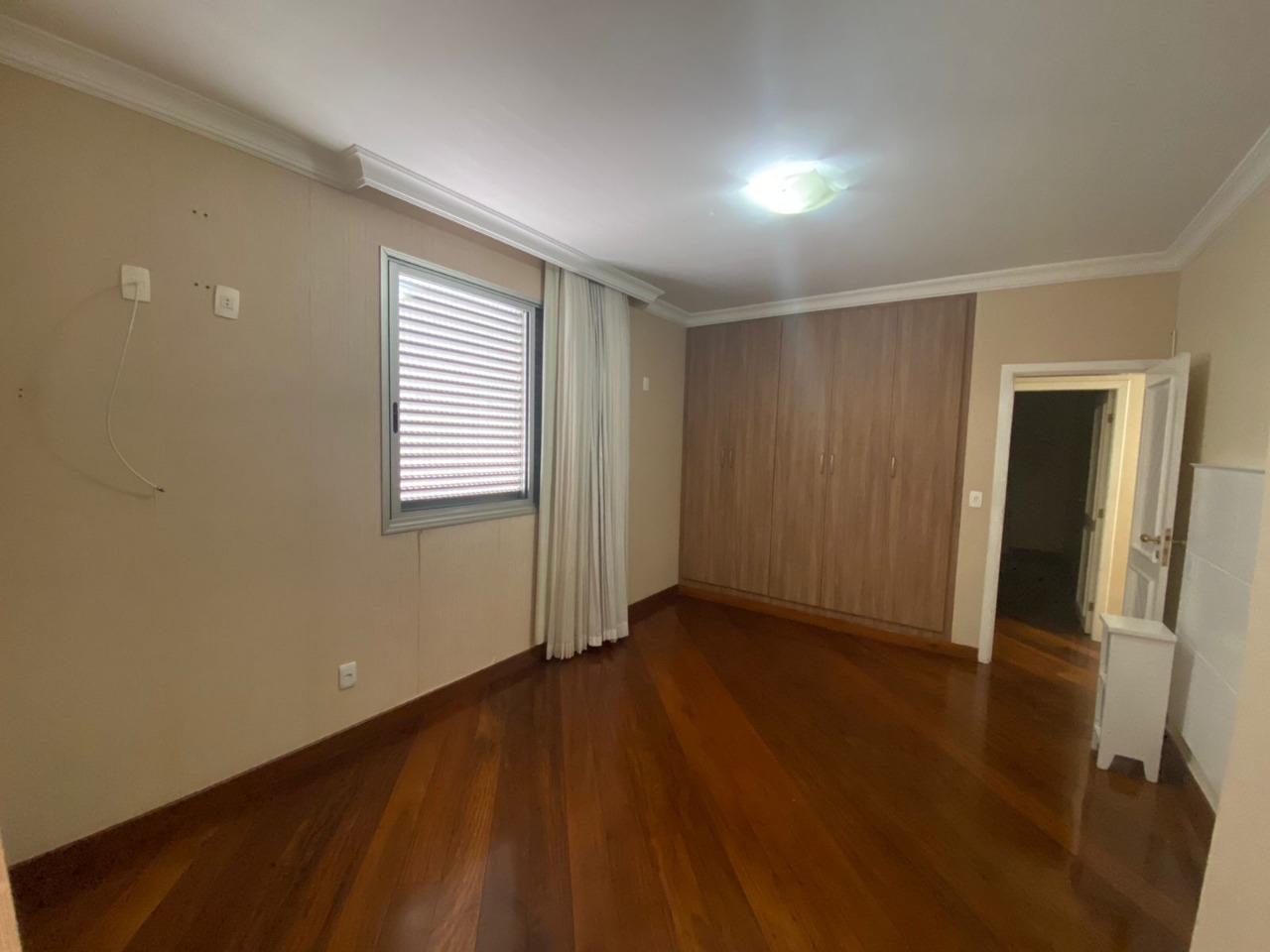 Apartamento à venda com 4 quartos, 297m² - Foto 13