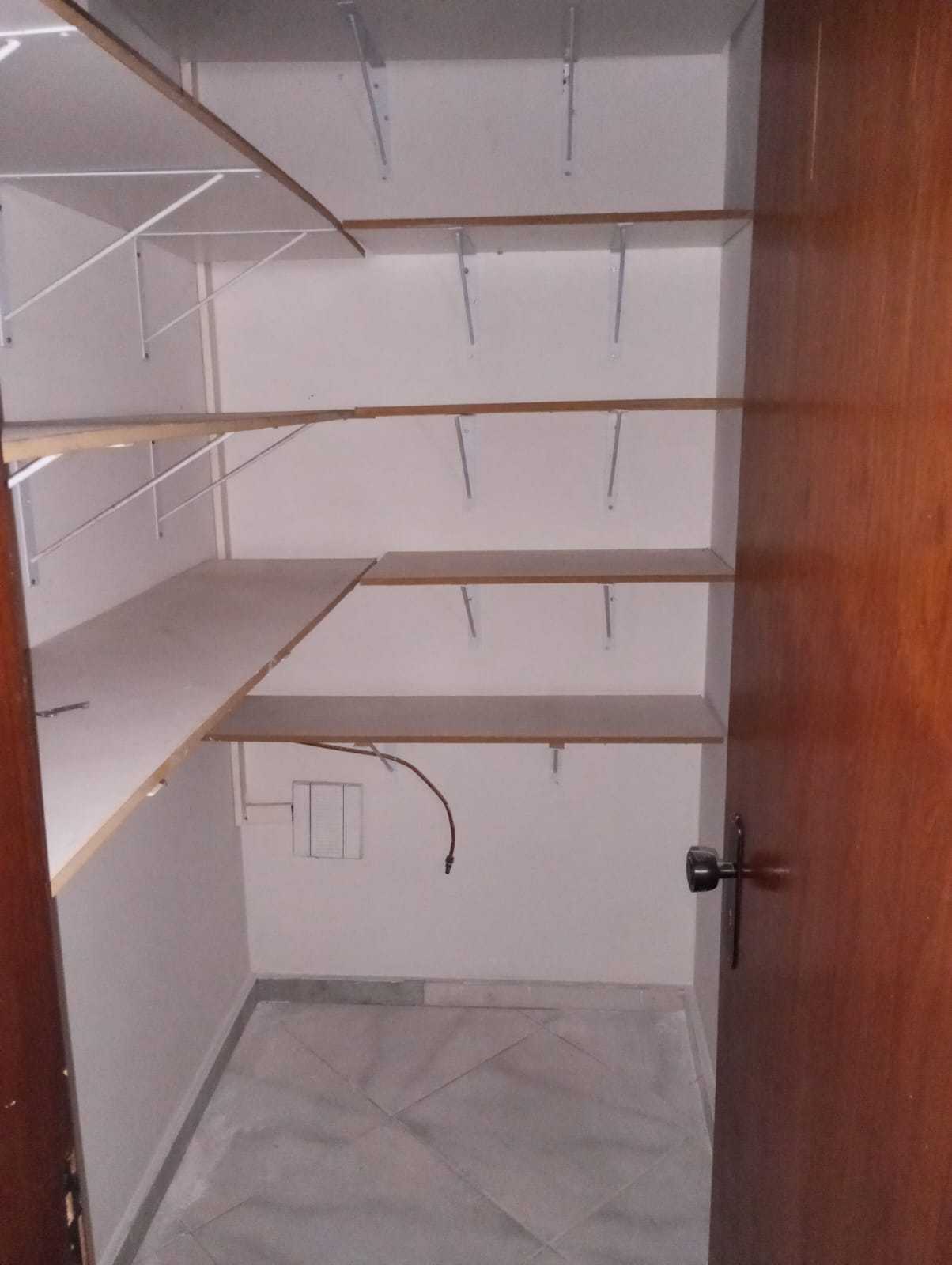 Casa para alugar com 3 quartos, 150m² - Foto 8