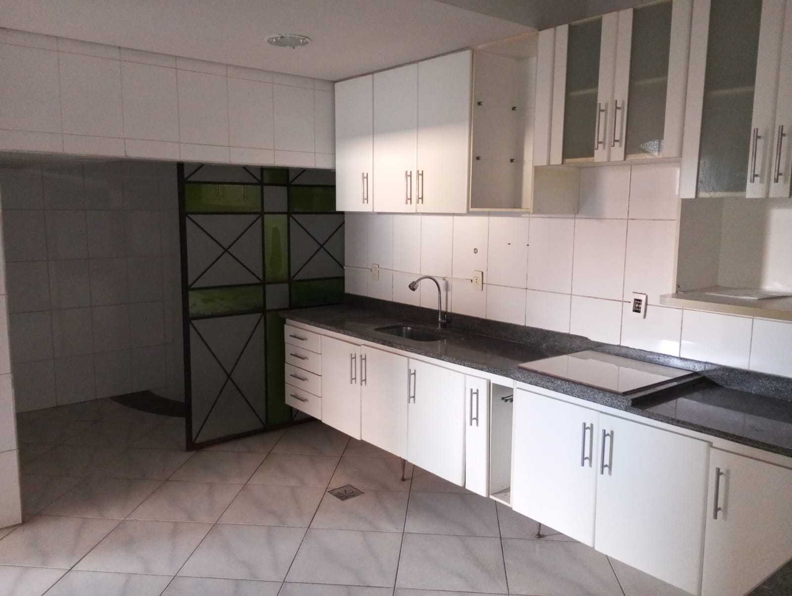 Casa para alugar com 3 quartos, 150m² - Foto 10